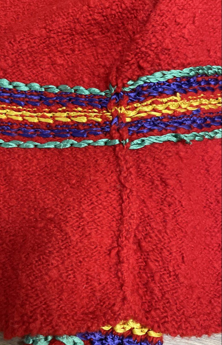 Vintage 90s Women's Red Ribbon Embroidered Boucle Knit Cardigan Sweater