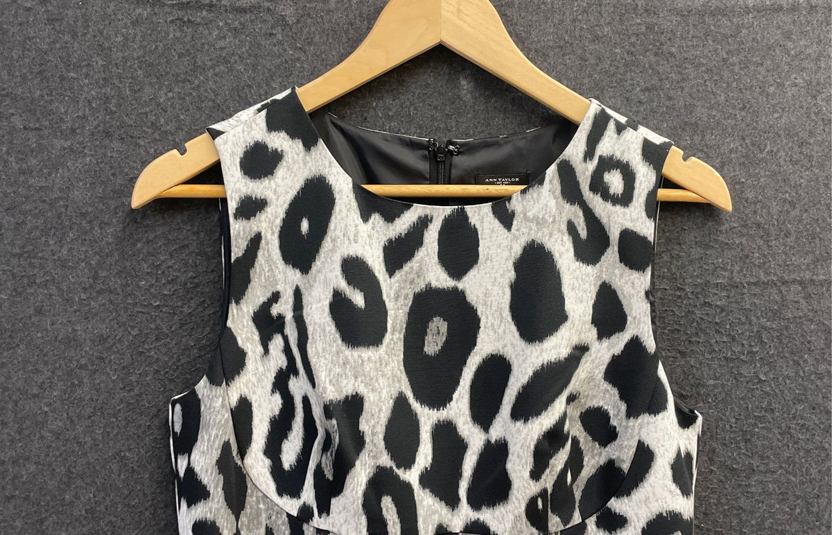 Ann Taylor Women's Leopard Print Sleeveless Sheath Dress Black Gray NWT Sz 4