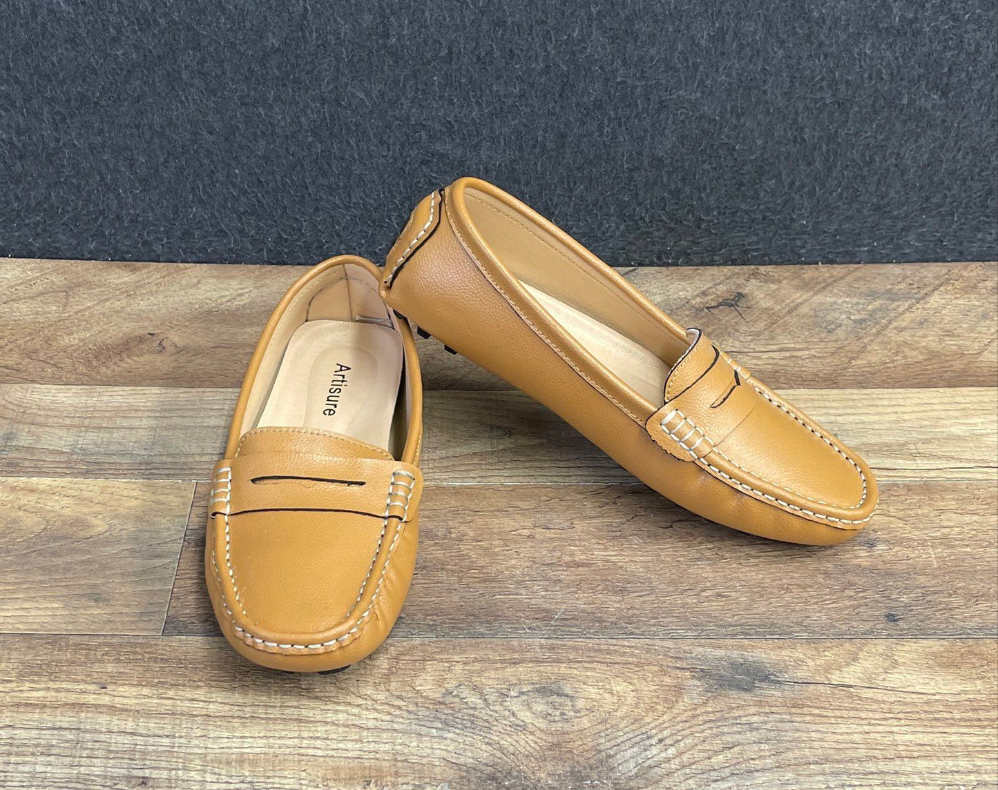 Artisure Classic Comfort Tan Leather Penny Loafer Driving Mocs Women's Size 9