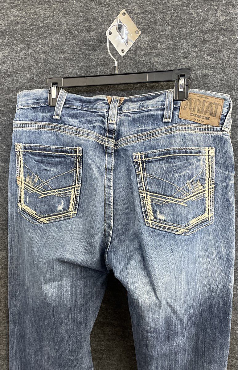 Ariat Men's Blue Denim Jeans Straight Leg Heavy Contrast Stitch Distressed