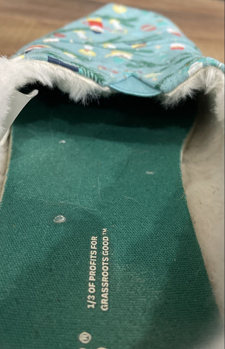 TOMS Alpargata Christmas Gnomes Blue Faux Fur Lined Slip On Women's Size 9.5