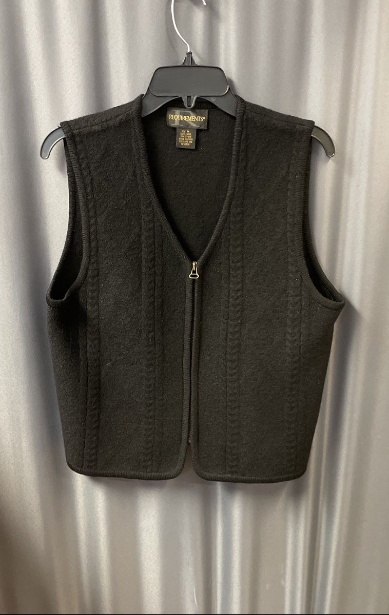 Requirements Women's Black 100% Wool Full Zip Cable Knit Detail Vest Sz M