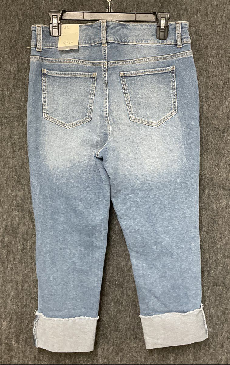 Style & Co. Women's Blue Distressed Double Button Cuffed Capri Jeans Sz 10 NWT