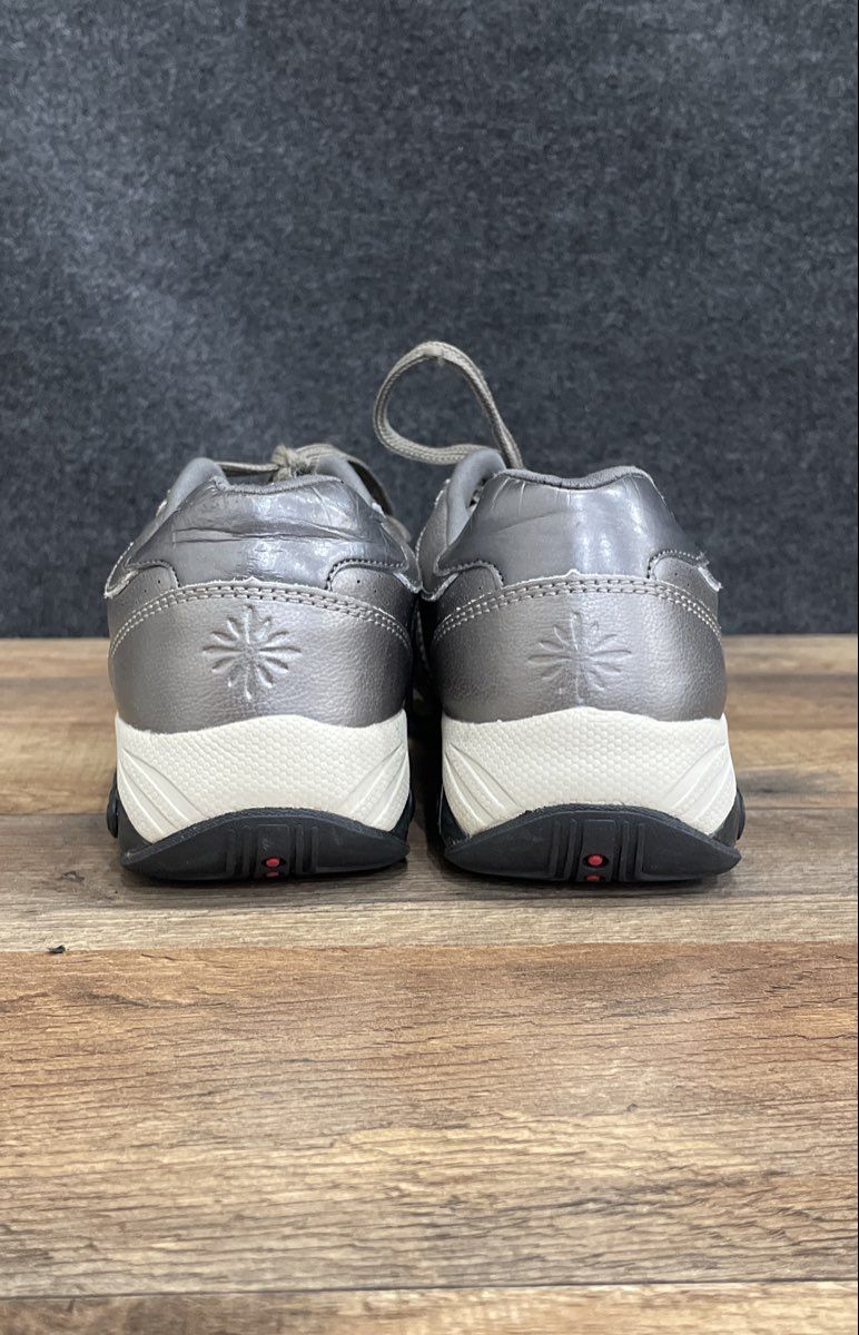 Therafit Pewter Metallic Leather Walking Sneakers Women's Size 8.5