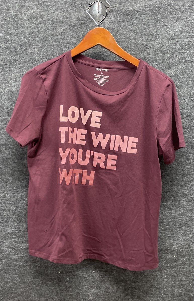 Nine West Women's Burgundy Love The Wine You're With Graphic T-shirt Sz L