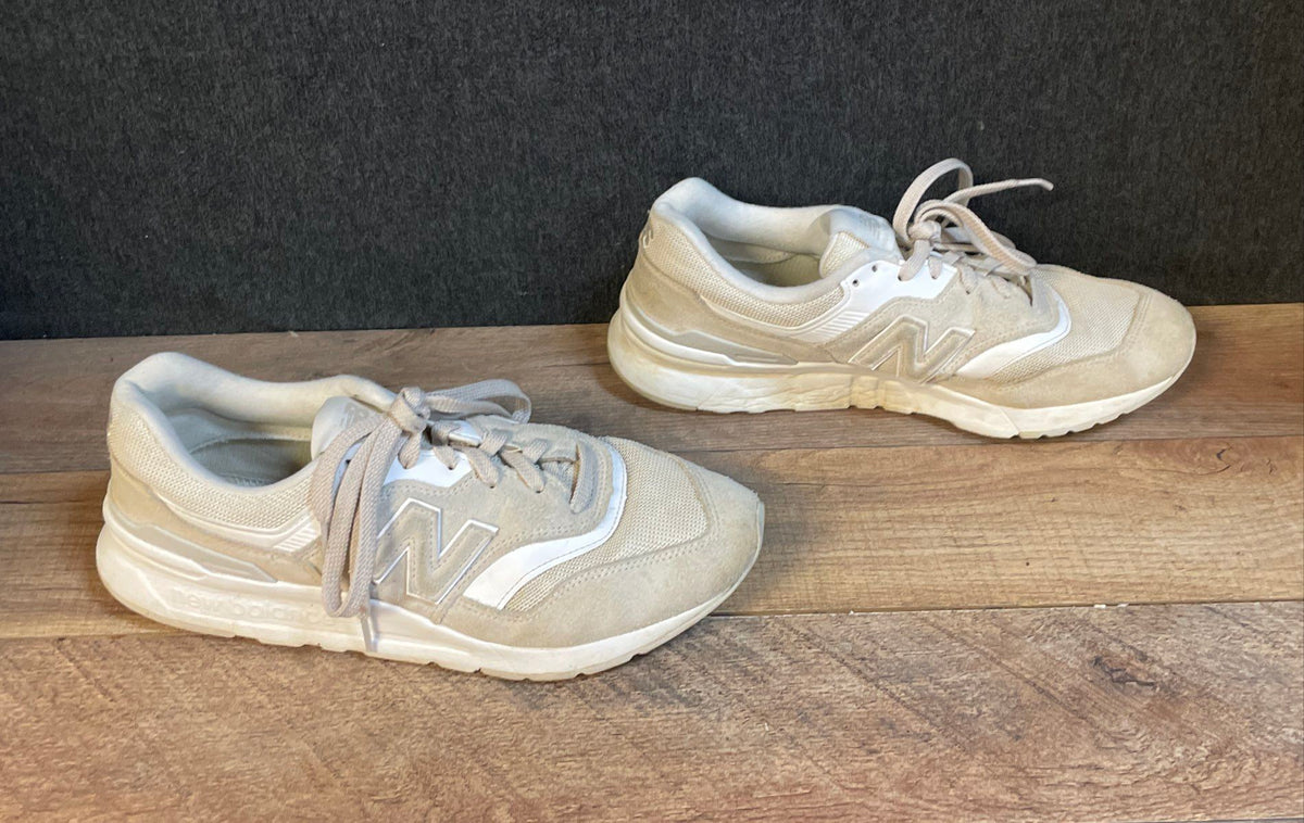 New Balance 997H Beige CW997HSM Women's Lifestyle Sneakers Size 9.5