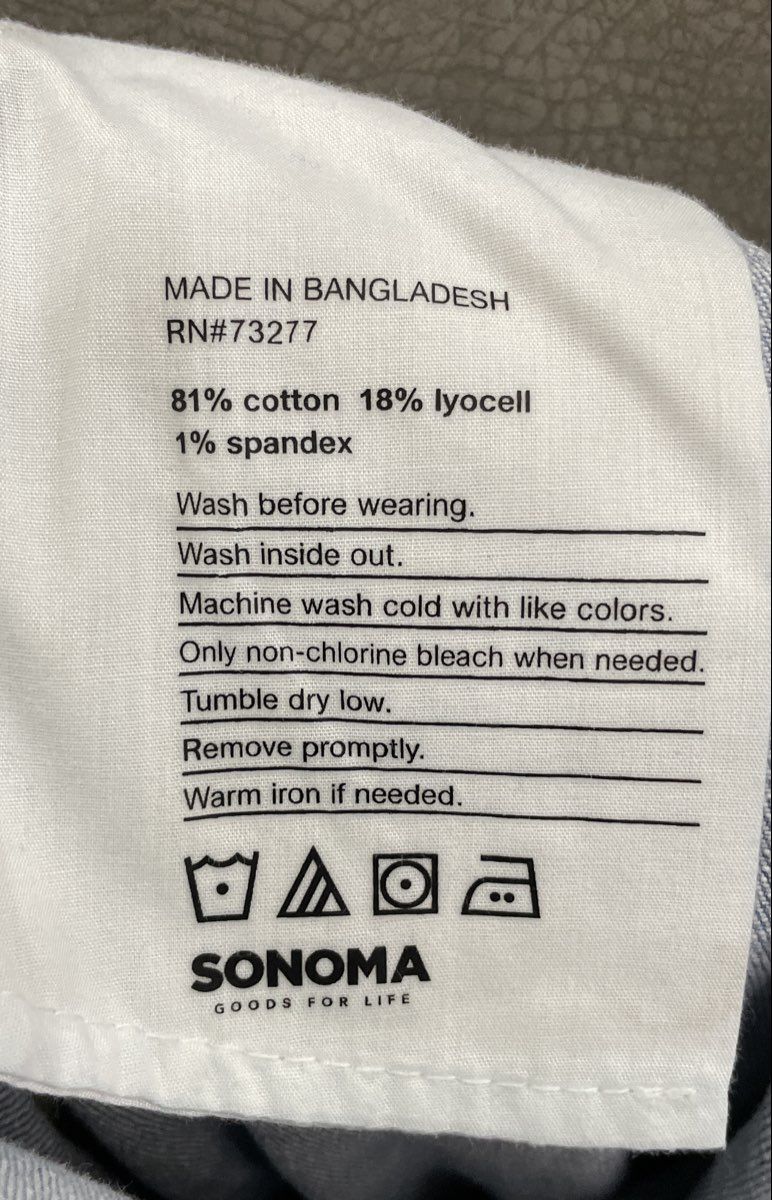 Sonoma Women's Light Wash Blue Pleated Front High Rise Tapered Jeans Sz 16