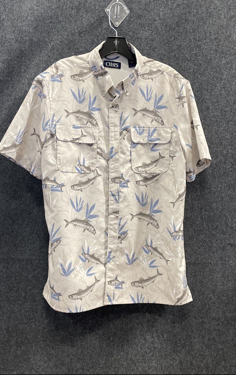 Chaps Men's Beige Short Sleeve Performance Fish Print Fishing Shirt Size M