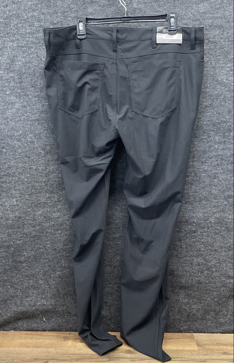 AWearness Kenneth Cole Men's Black Stretch Tech 5 Pkt Pant Slim Fit 40x34 NWT