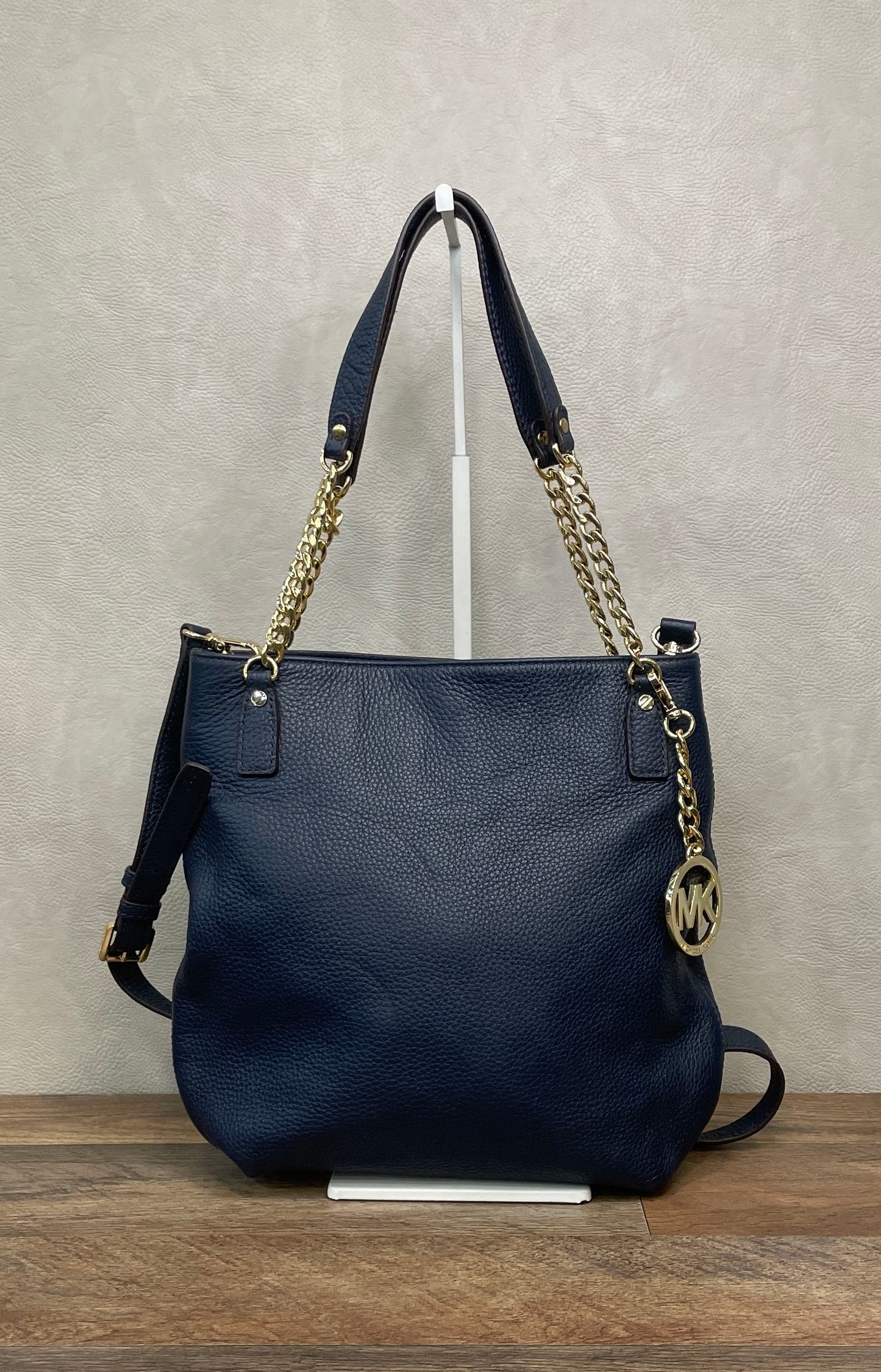 Michael Kors Navy Blue Pebbled Leather Shoulder Bag Gold Chain Link Hardware