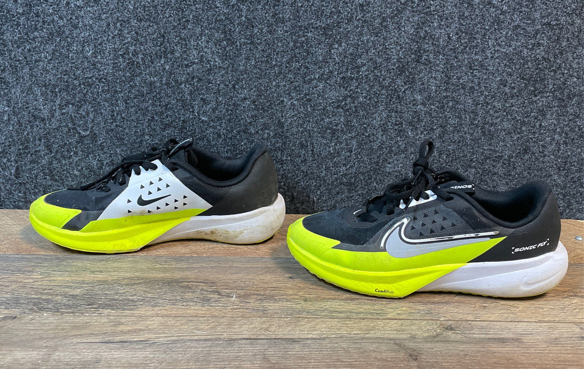 Nike Sonic Fly Black Volt Green Youth Running Shoes Size 5Y