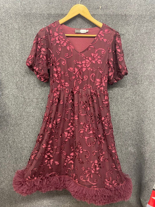 Piper & Scoot Women's Burgundy Floral Embroidered Tulle Ruffle Hem Dress Sz S