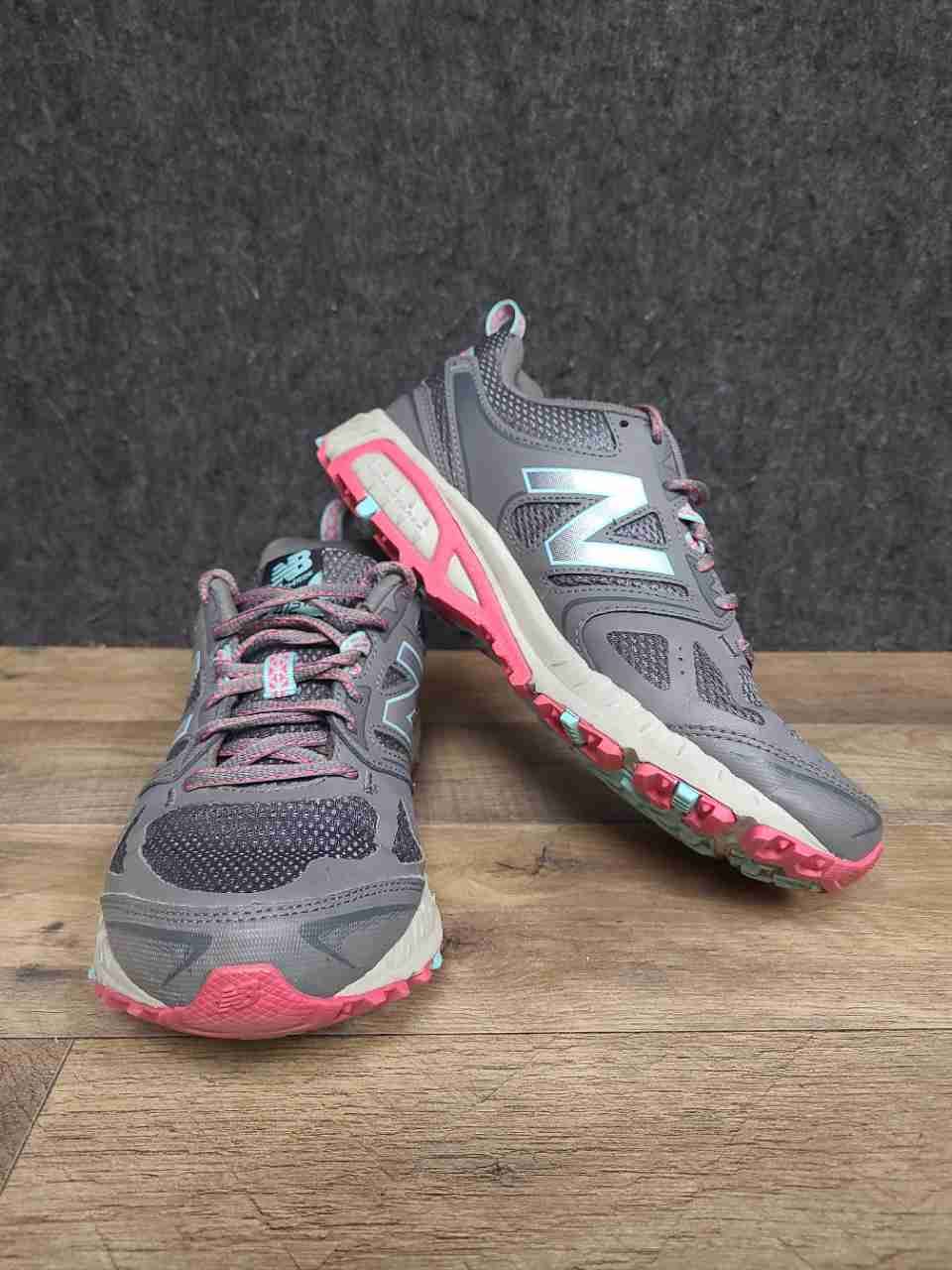 New Balance 412 V3 All Terrain Grey Pink Trail Running Shoes Women's Size 9 D