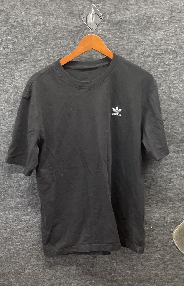 Adidas Men's Black Mount Fuji Tokyo Graphic T-shirt Cherry Blossom Sz XL