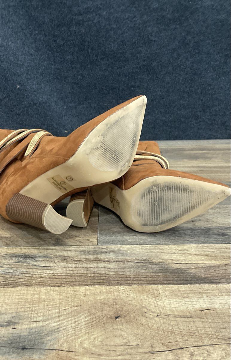 Women's Tan Faux Suede Pointed Toe Block Heel Strap Mid Calf Boots Size 7