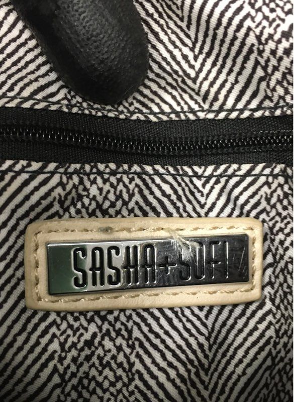 Sasha + Sofi Cream Faux Leather Multi-Zip Crossbody Bag Purse Silver Hardware