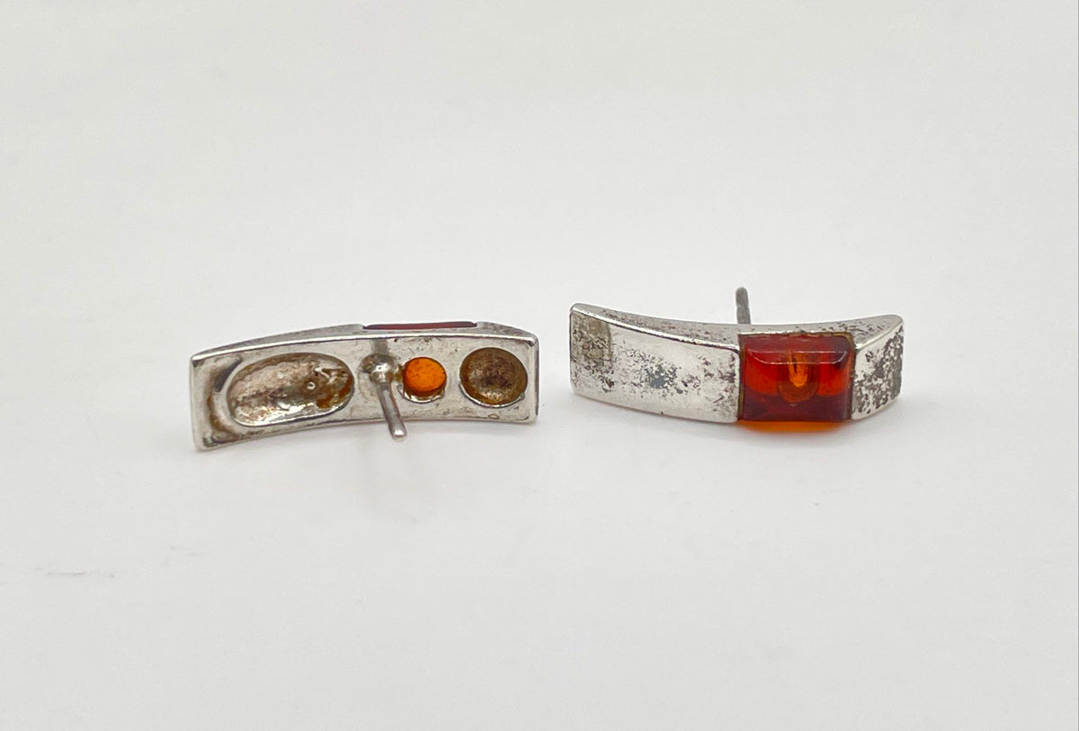 925 Sterling Silver Amber Inlay Claw-Shaped Stud Earrings 3.5g