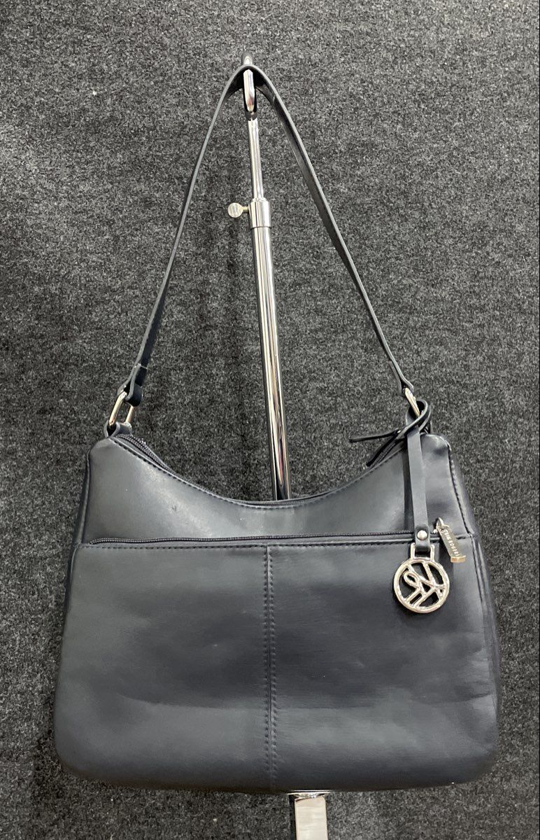 Kim Rogers Navy Blue Leather Shoulder Bag Multi Pocket Silver Hardware