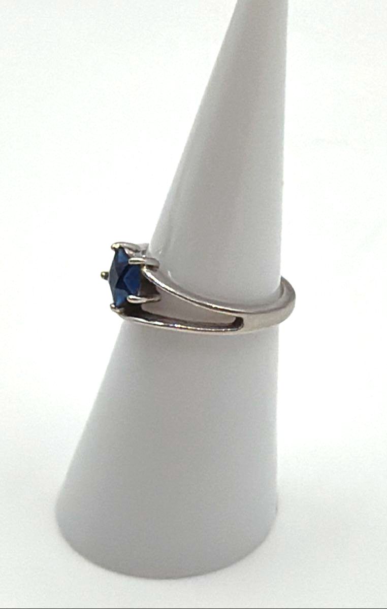925 Sterling Silver Blue Sapphire Star Ring 2.1g