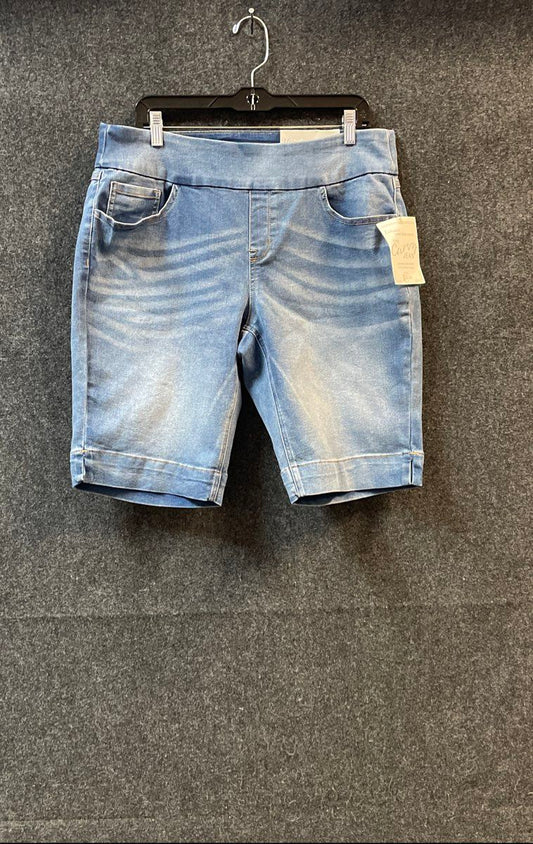 C Denim Women's Light Blue Curvy Jean Pull-On Bermuda Denim Shorts Sz 16W NWT