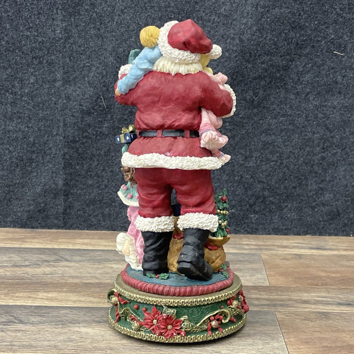 Vintage Musical Santa Claus Resin Figurine Plays "Santa Claus is Coming to Town"