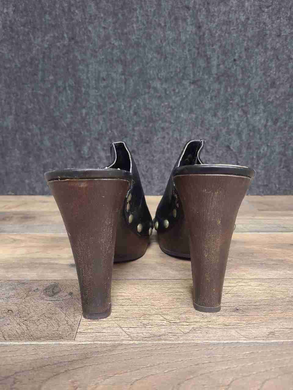 Candie's Kort Black Studded Platform Mules Clogs Women's Size 8