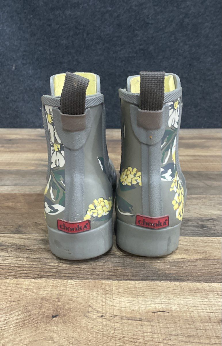 Chooka Grey Multi Floral Ankle Chelsea Rain Boots Women's Size 7