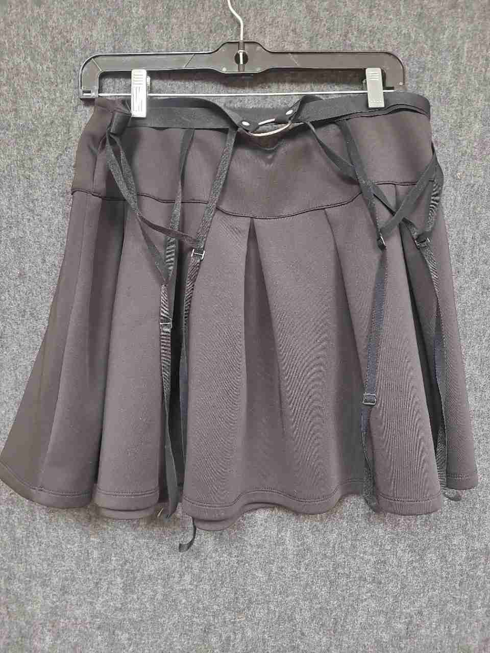 Hot Topic Women's Black Pleated Mini Skirt Harness Strap Ring Goth Punk Sz XL