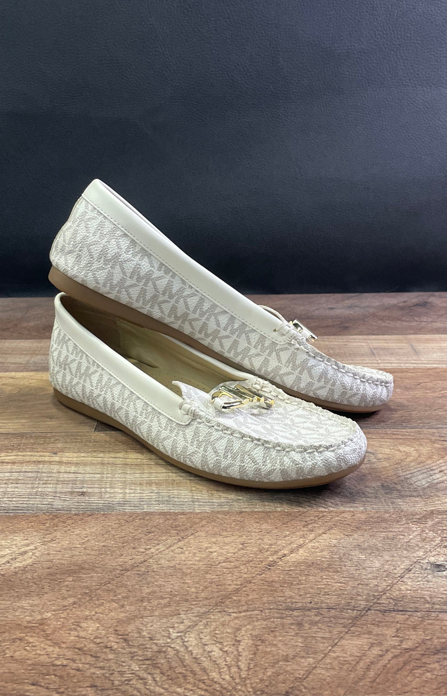 Michael Kors Lillie Moc Vanilla Signature Logo Women's Moccasin Flats Size 7.5