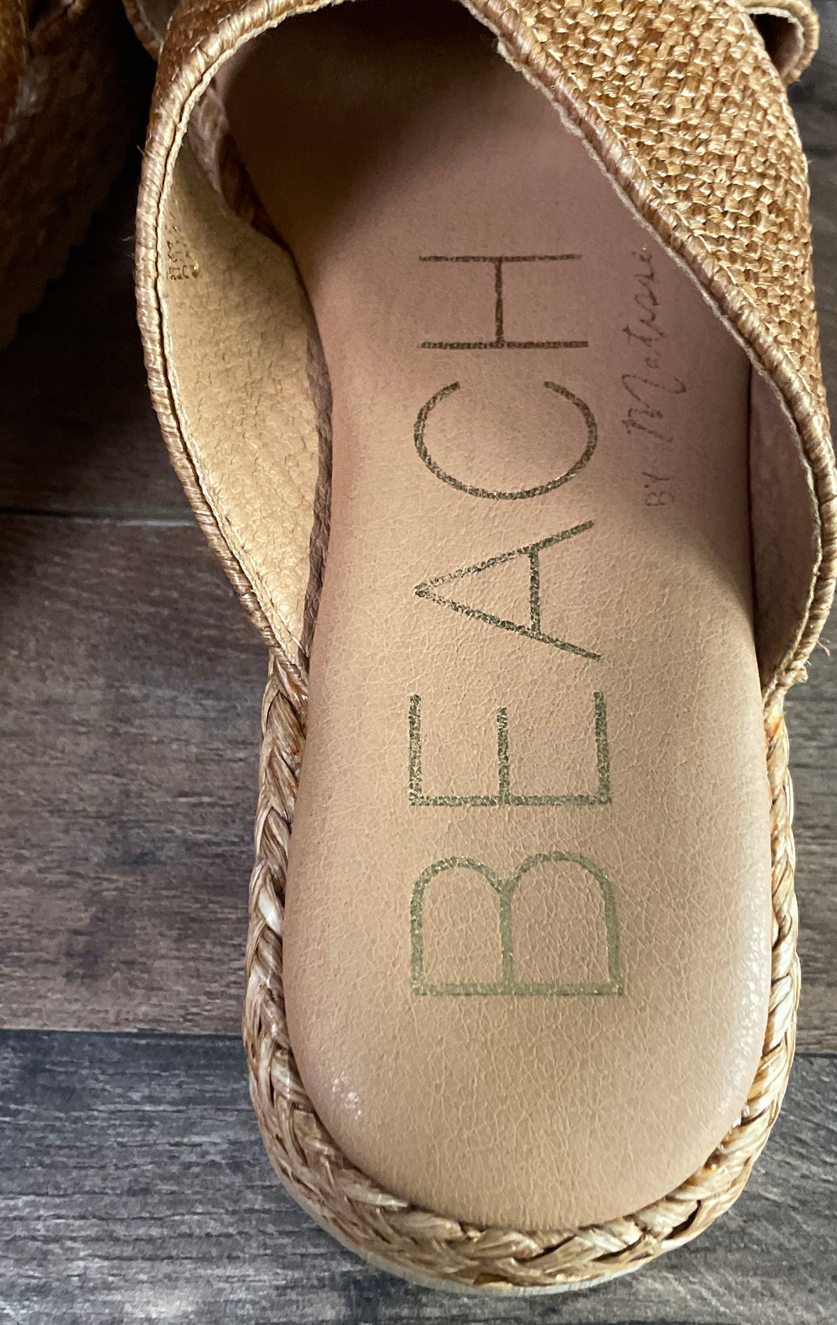 Beach By Matisse Tan Woven Raffia Criss Cross Platform Slide Sandals Size 8