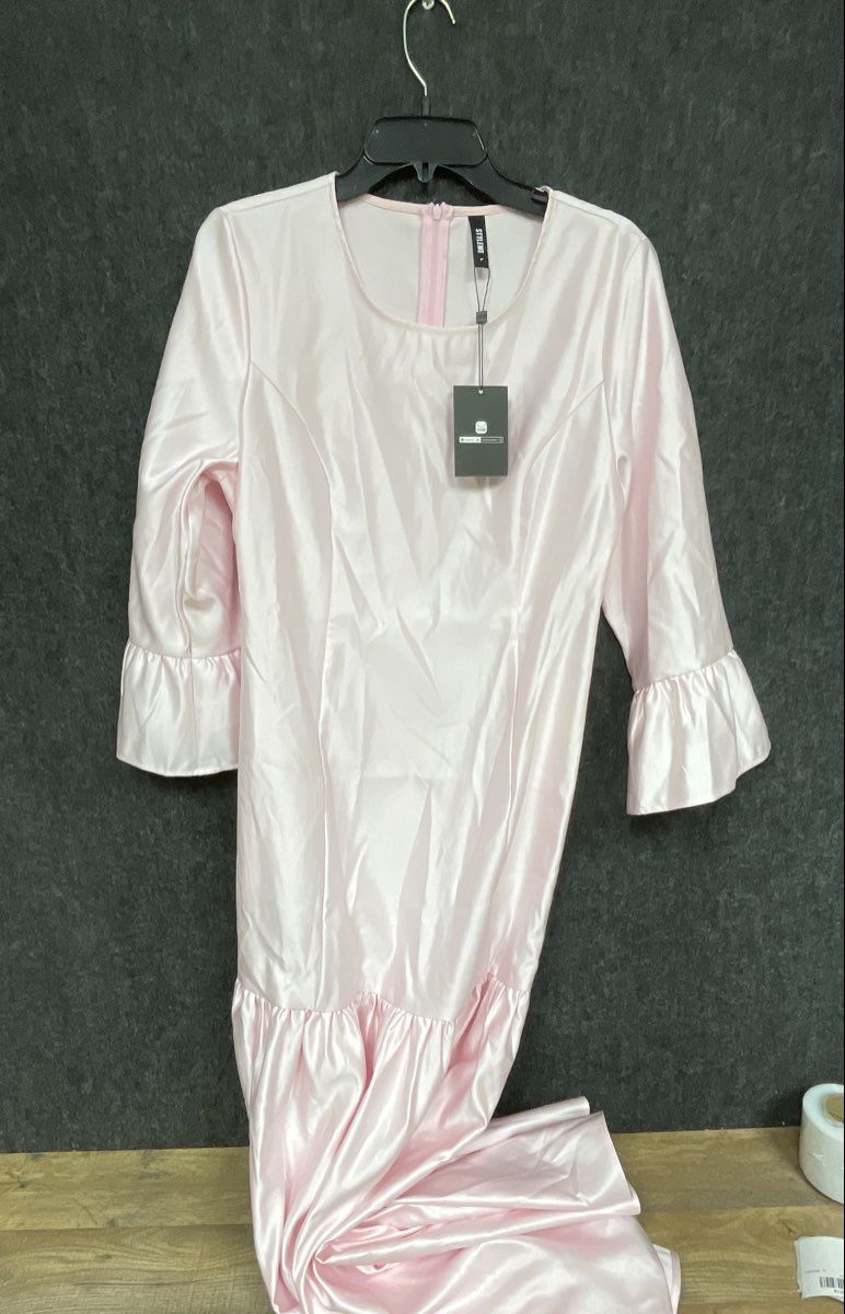 Stylewe Women's Pink Satin Ruffle Sleeve Mermaid Hem Maxi Dress NWT Size L