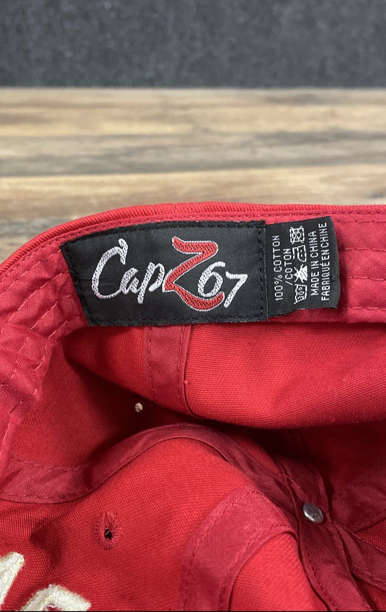 CapZ 67 Unisex Canada Baseball Cap Red Embroidered Maple Leaf Souvenir Sz OS