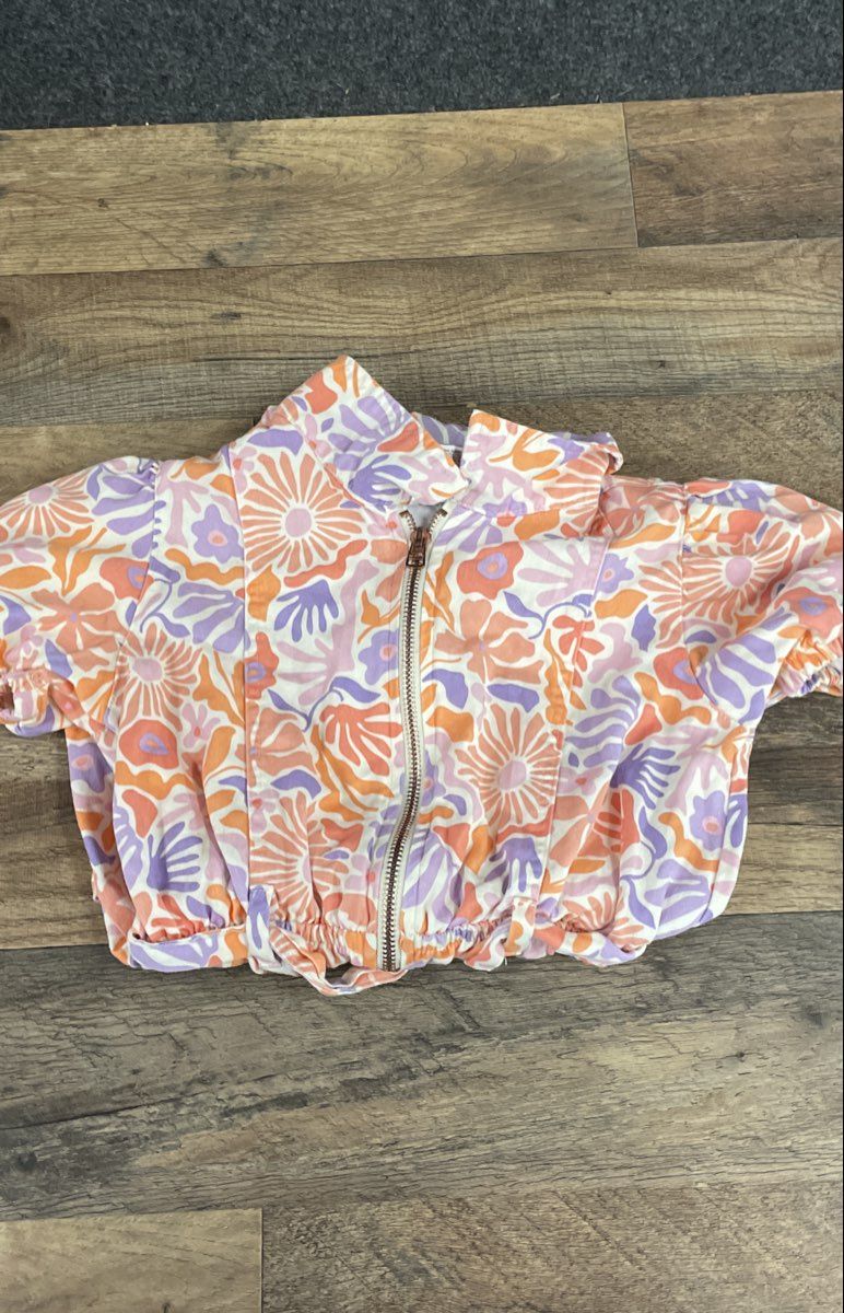 Vince Camuto Women's Romper Multicolor Floral Cotton Front Zip Puff Sleeve Sz 8