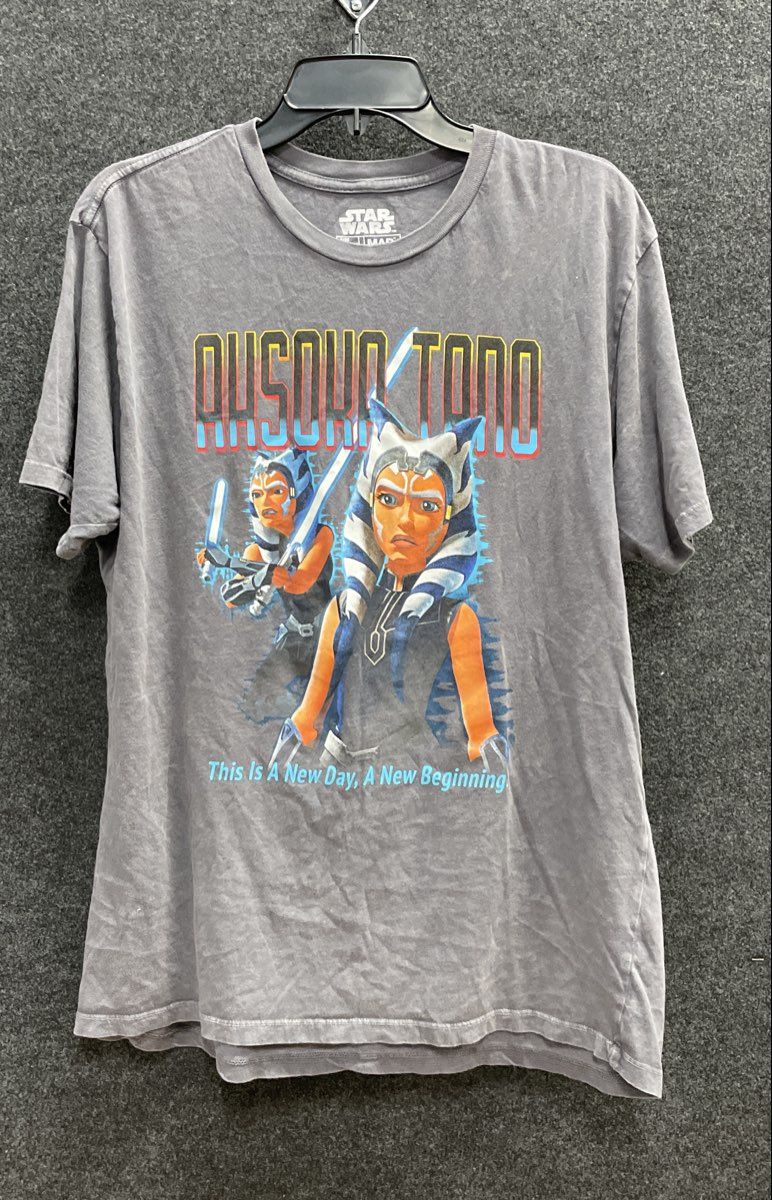 Star Wars Ahsoka Tano This Is A New Day Graphic T-Shirt Mad Engine Sz XL
