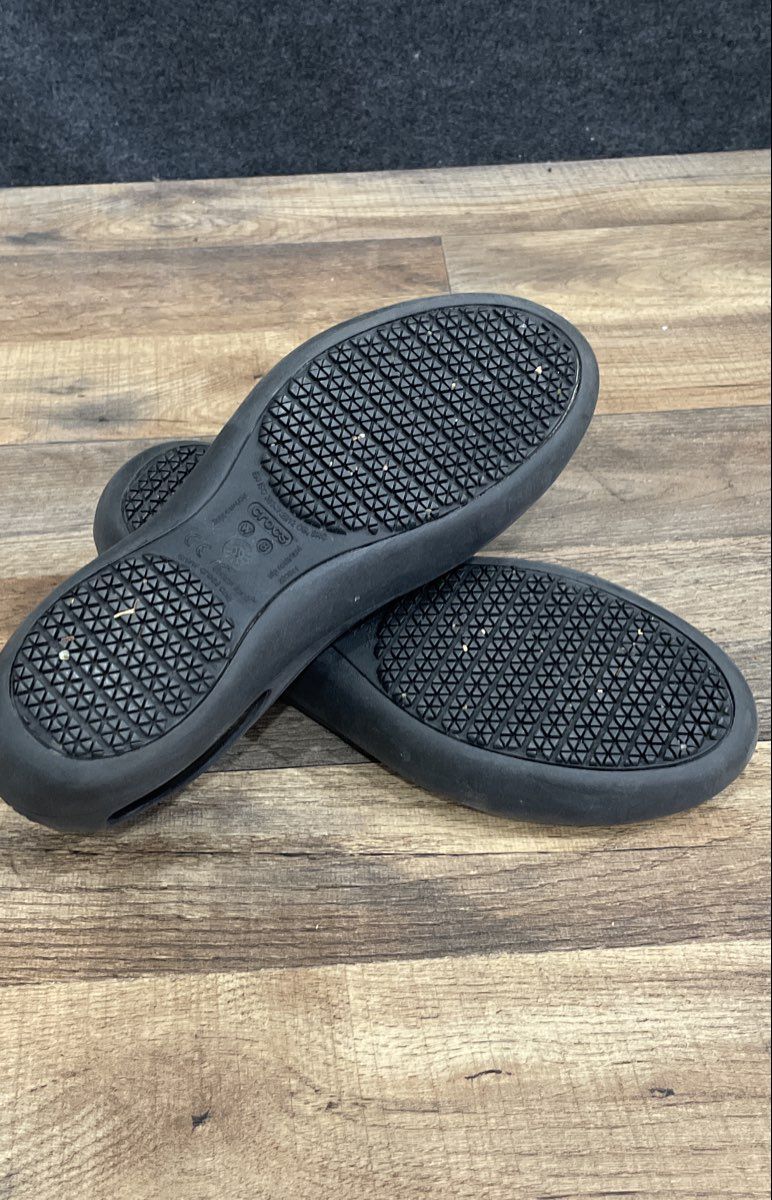 Crocs Kadee Work Flat Black Slip Resistant Comfort Shoes Women's Size 8