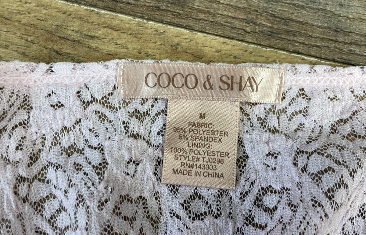 Coco & Shay Women's Pink Lace Long Sleeve Tie Front V-Neck Top Sz M NWT