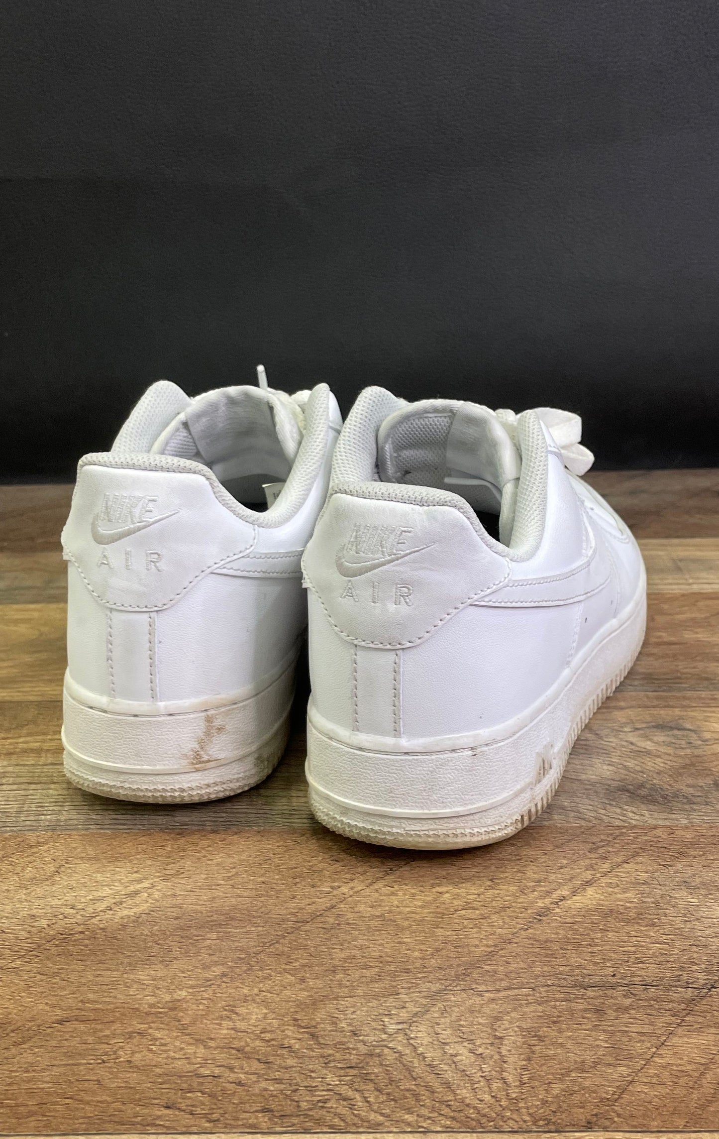 Nike Air Force 1 07 Low Triple White Sneakers Size 10
