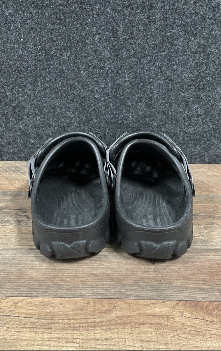 Crocs Offroad Sport Clog Black Sandals Men's 7 Women's 9
