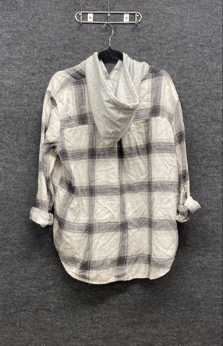 American Eagle Women's Hooded Plaid Flannel Shirt Gray White Distressed Sz L