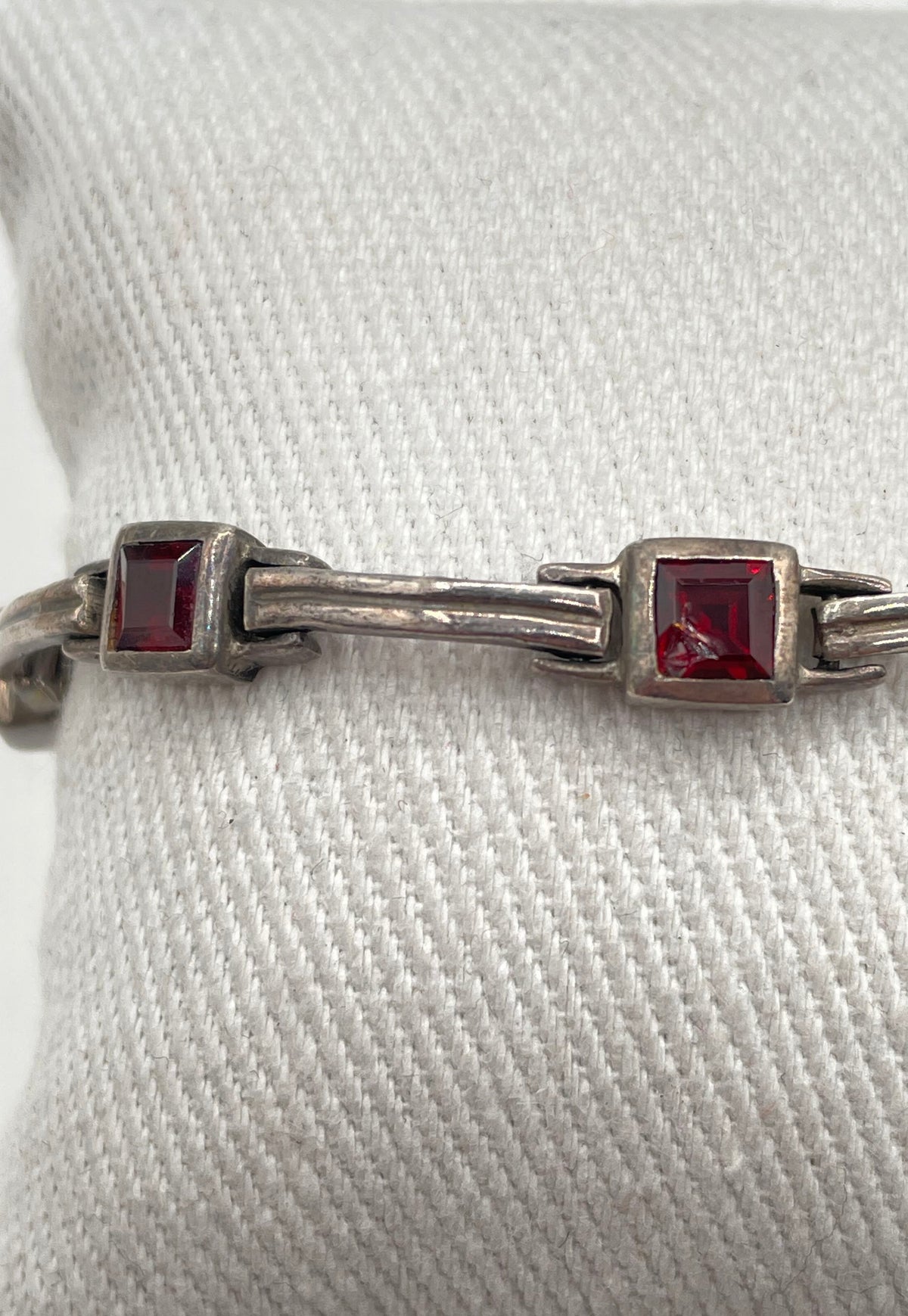 925 Sterling Silver Garnet Accent Bar-And-Box Link Bracelet 17.9g *Damaged*