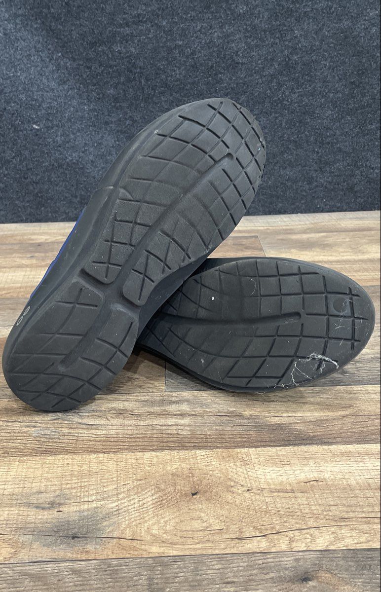 Oofos OOcando Black Blue Ombre Active Recovery Sandals Men's 12 Women's 14