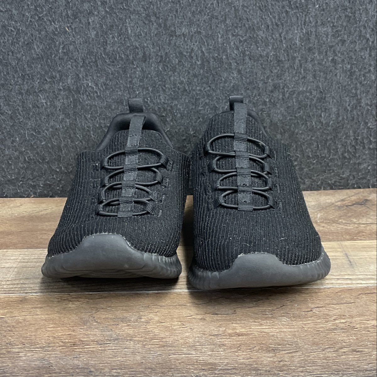 S Sport by Skechers Women's Black Slip On Bungee Memory Foam Sneakers Size 6.5