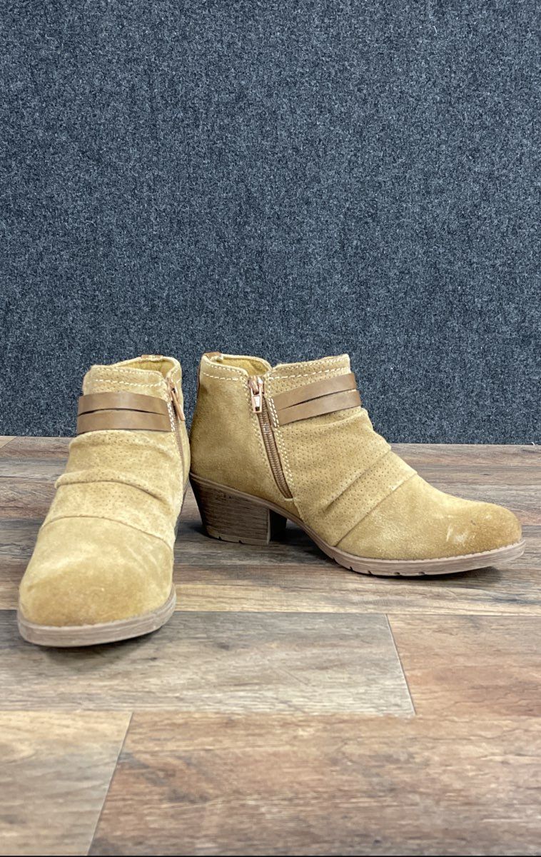 Earth Origins Odel Bone Brown Suede Ankle Boots Women's Size 8 M