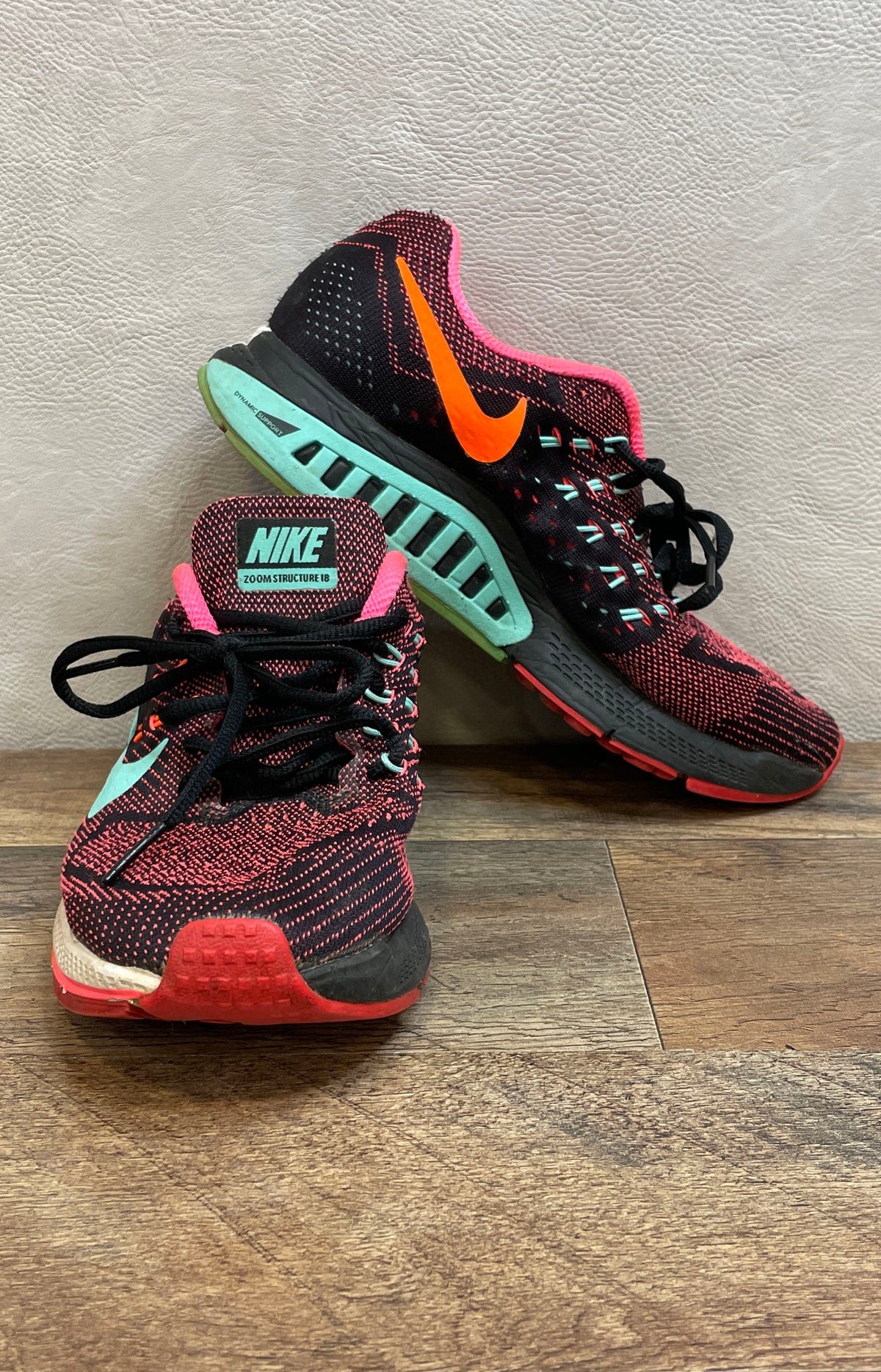 Nike Air Zoom Structure 18 Black Pink Jade Women's Running Shoes Size 6