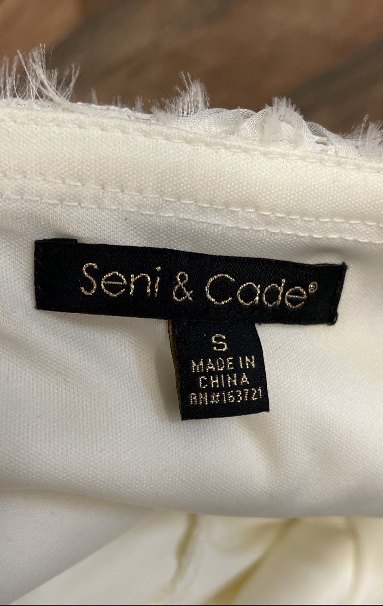 Seni & Cade Women's Ivory Ruffle V-Neck Textured Tiered Mini Dress Sz S NWT