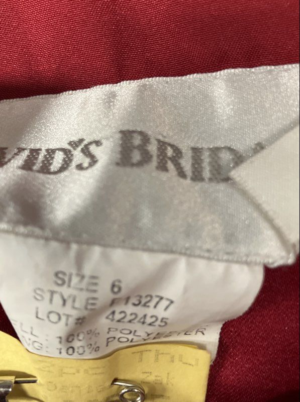 David's Bridal Women's Red Satin Pleated Bust Ruched Cocktail Dress Size 6
