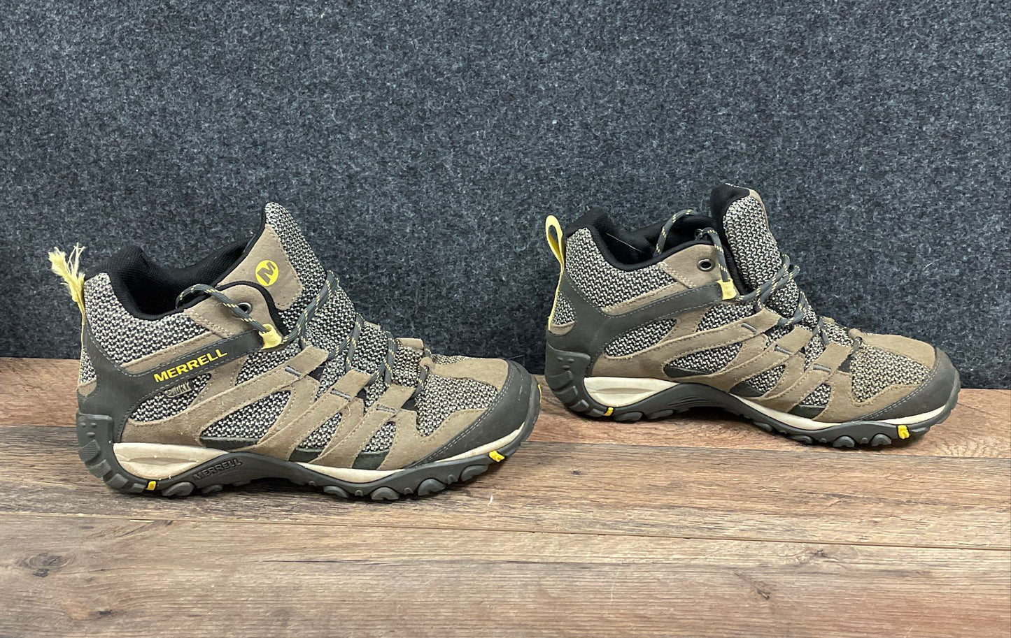 Merrell Siren Sport Q2 Mid Waterproof Hiking Boots Women's Size 9
