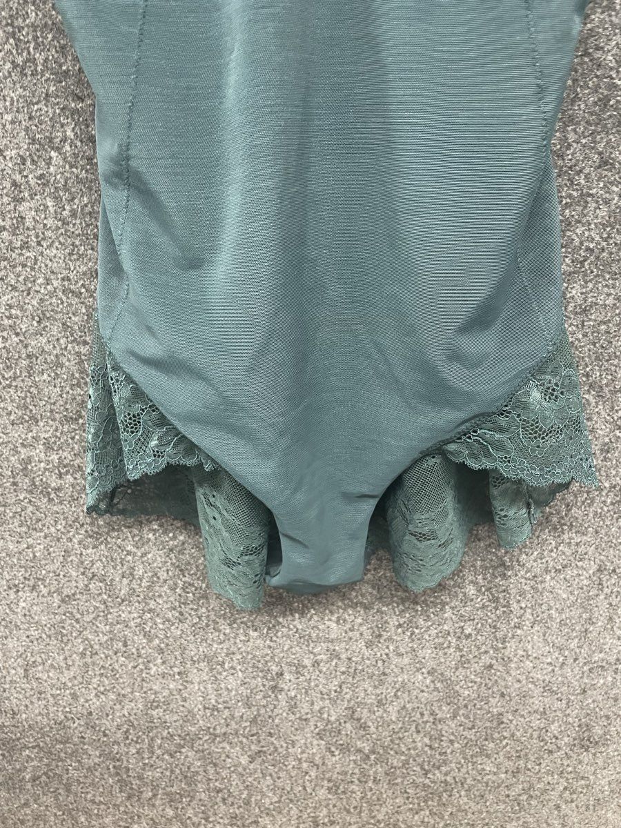 Spanx Women's Spotlight on Lace Bodysuit Malachite Green NWT Sz 1X