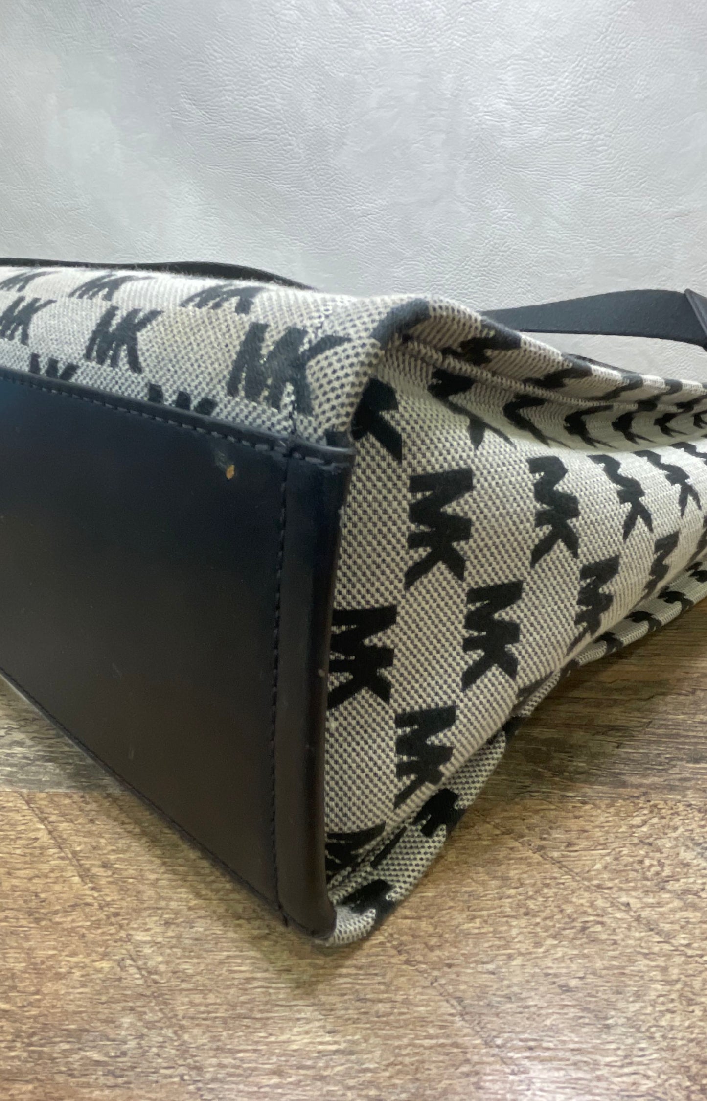Michael Kors Black Grey Signature Canvas Mirella Medium Tote Crossbody Bag