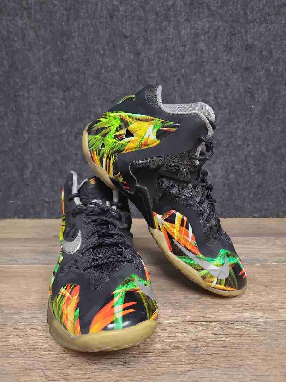 Nike LeBron 11 GS Everglades Black Multi-Color Basketball Shoes Size 4.5Y